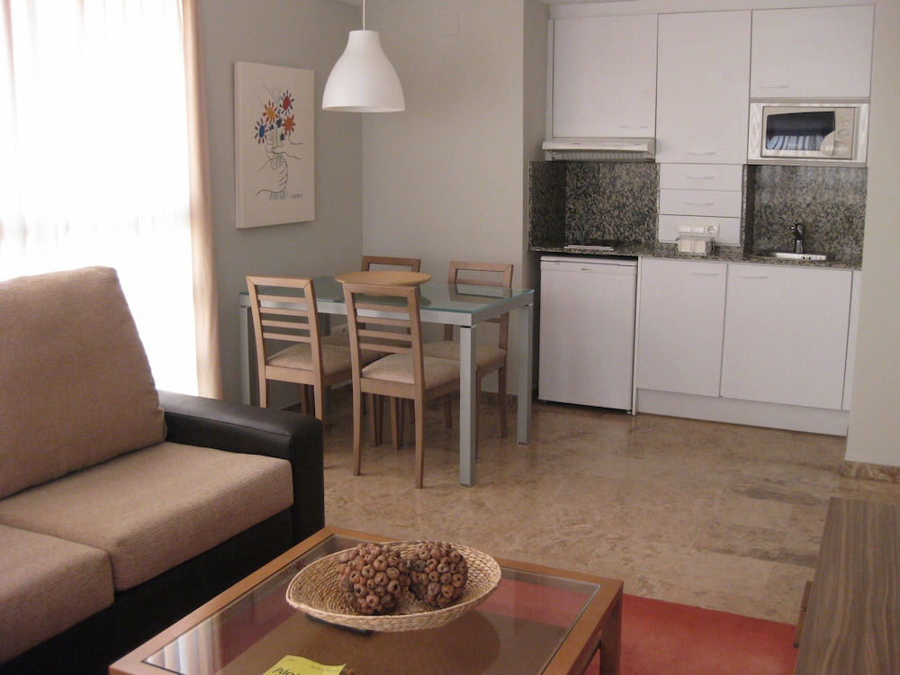 Apartamentos Plaza Picasso 48/71