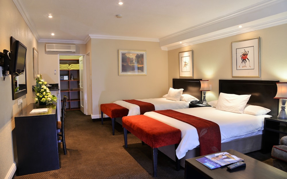 Birchwood Hotel Or Tambo Conference Centre 10/50