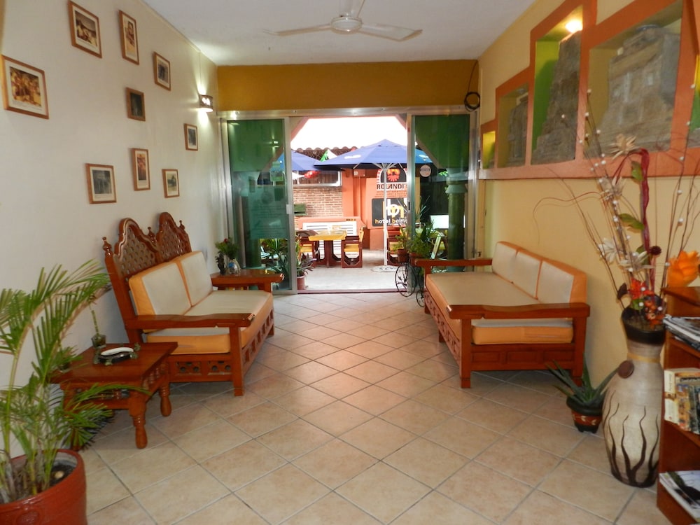 Hotel & Suites Bucaneros, Isla Mujeres 31/48