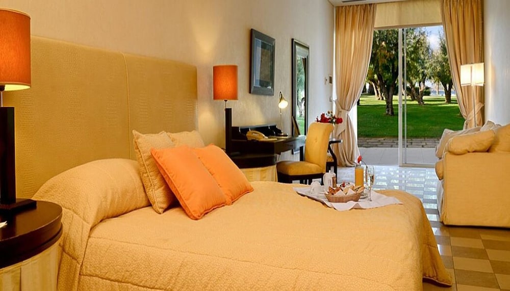 Plaza Resort Hotel 47/74