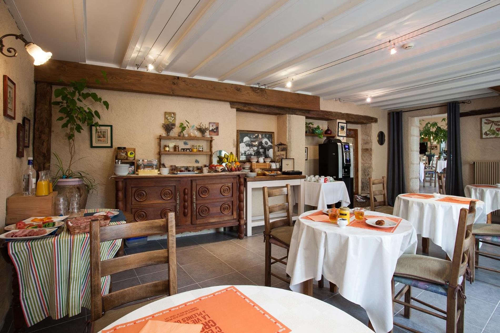 HOTEL DU LION D'OR 34/51