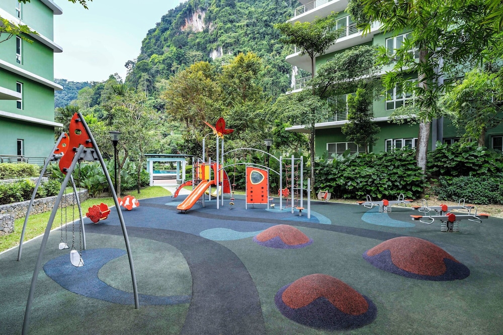 TUI BLUE The Haven Ipoh 81/92