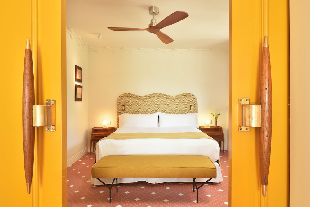 1 Bedroom, Garden Suite, Queen Bed