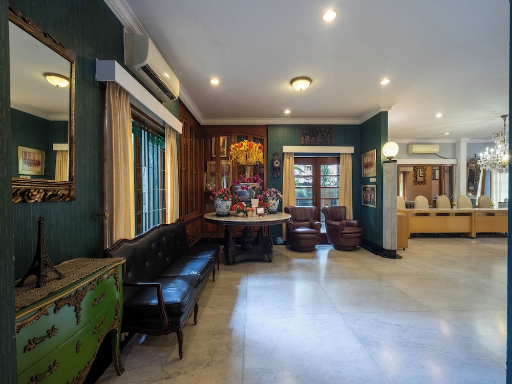 Arimbi Pejaten Suites 32/46