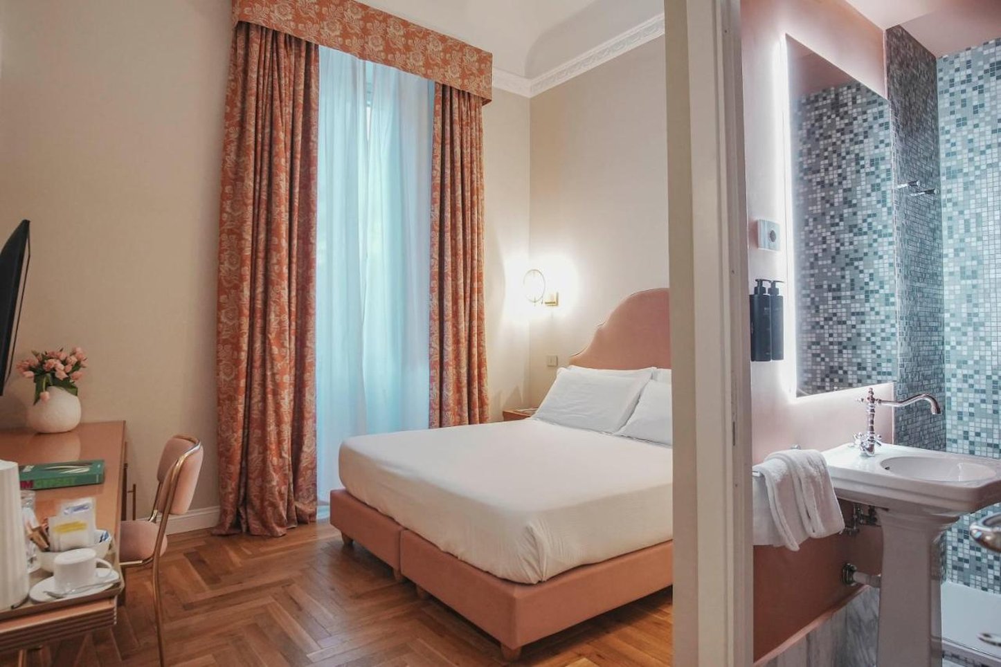 Hotel City Palazzo Dei Cardinali 44/80