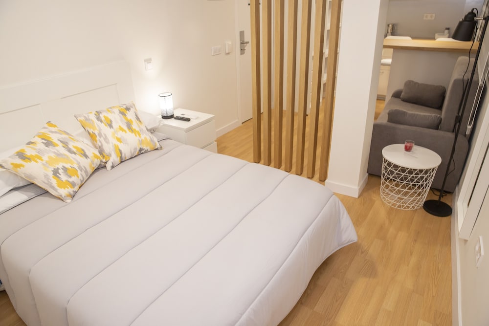 HOSTAL MONTALOYA 20/68