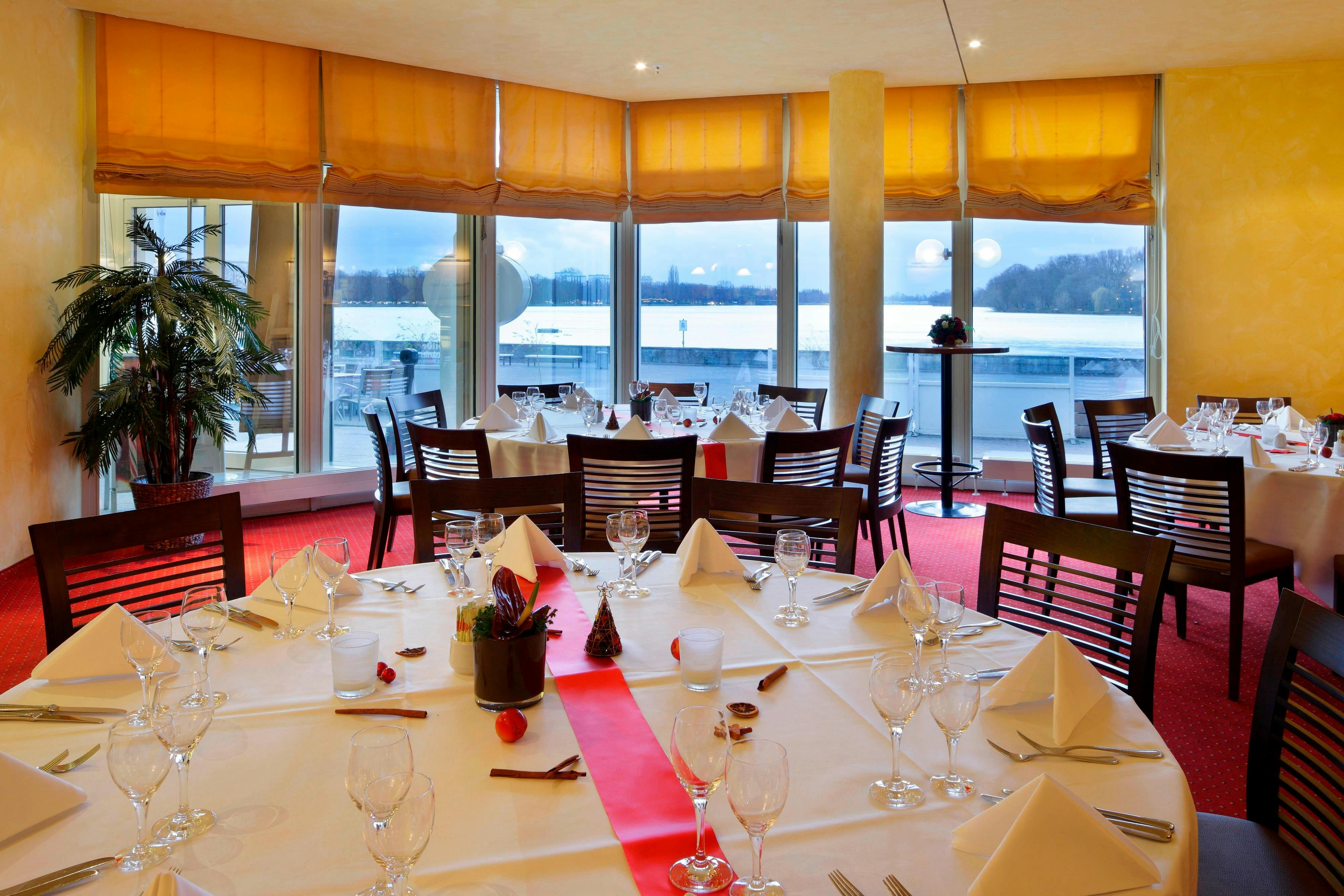 Courtyard By Marriott Hannover Maschsee 19/45