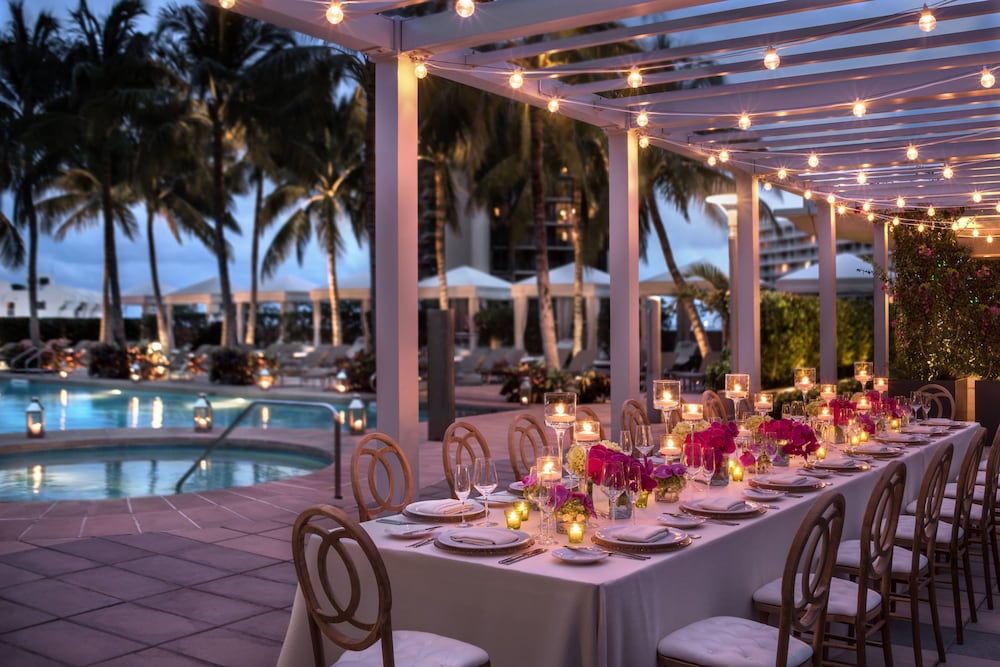 Four Seasons Hotel Miami 59/67