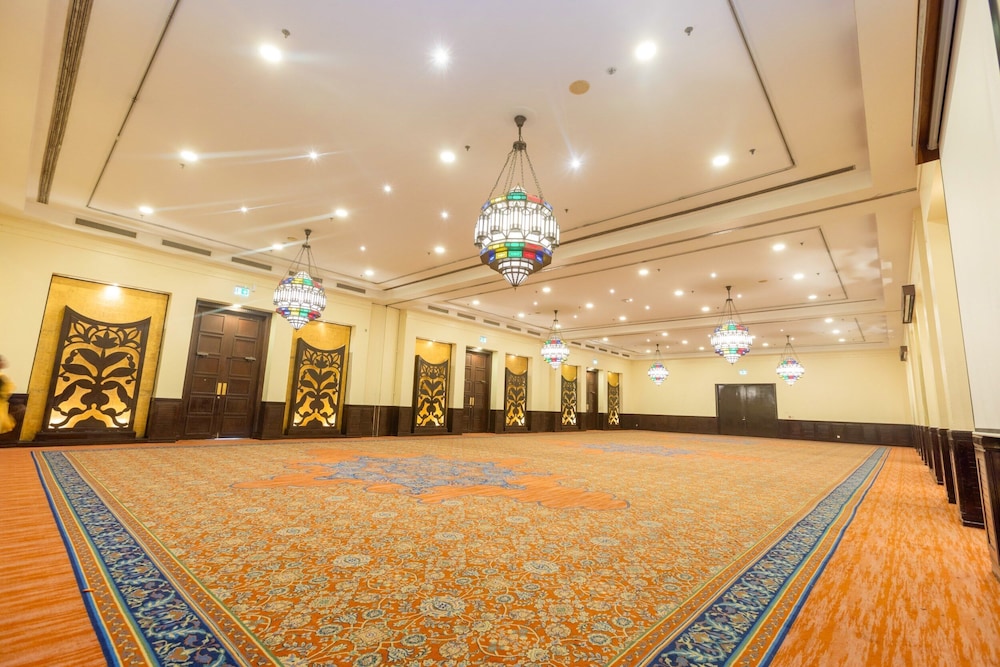 Dar es Salaam Serena Hotel 8/50