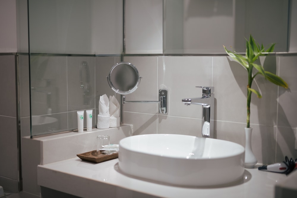 ANGKOR ELYSIUM SUITE 48/50