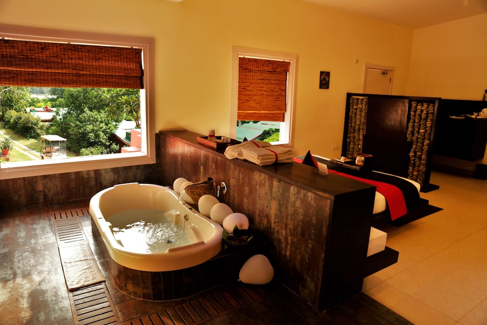 The Solluna Resort Corbett 36/69