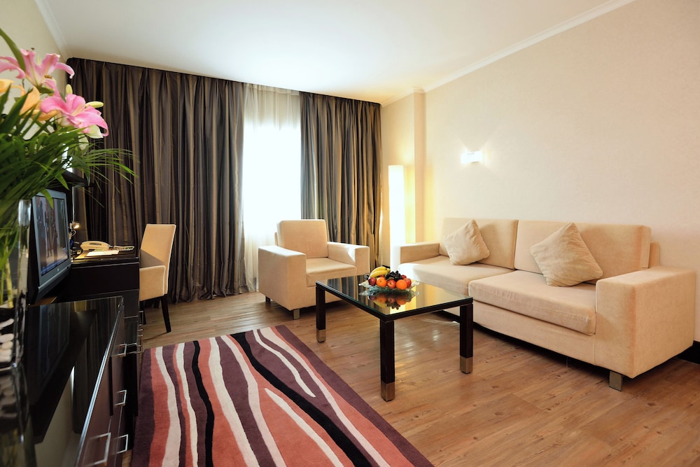 Holiday Villa Hotel and Residence City Centre Doha 26/50