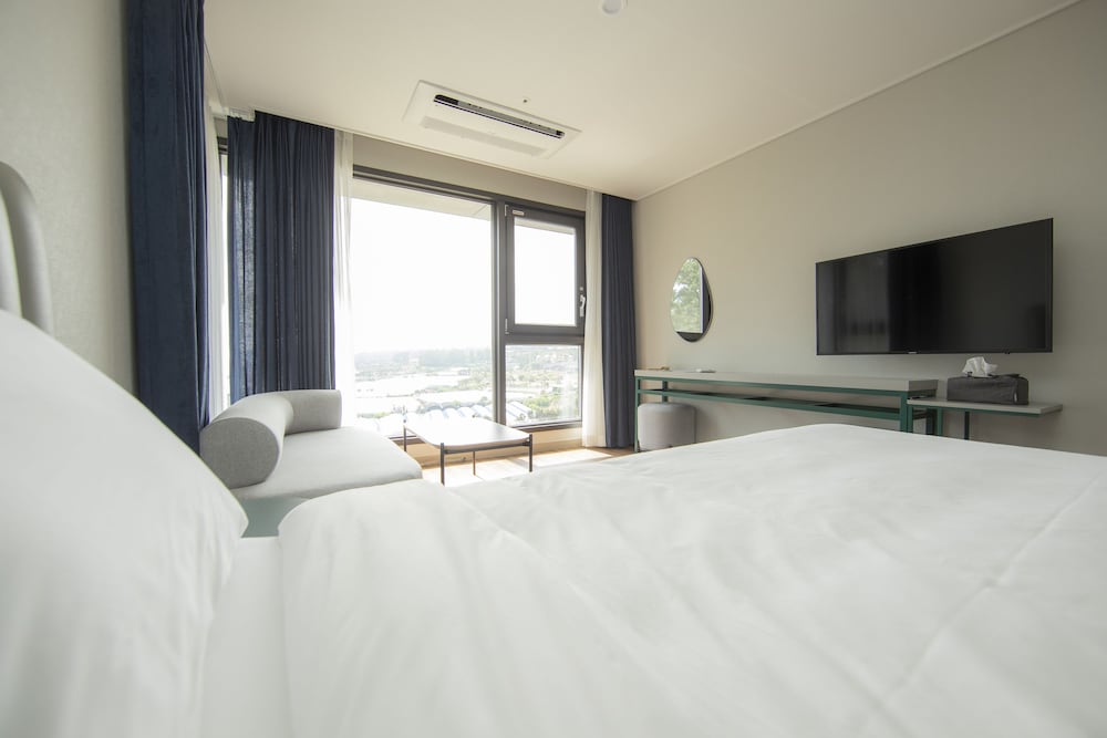 Hotel Seogwipean 17/35