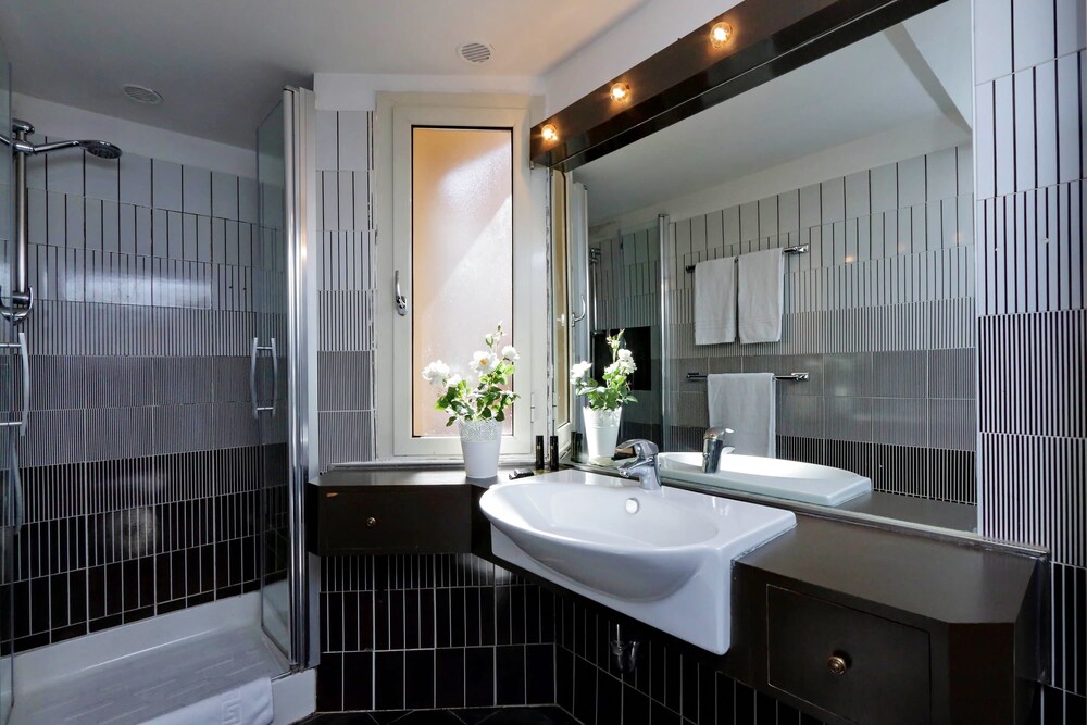 Monti Charme - My Extra Home 25/26