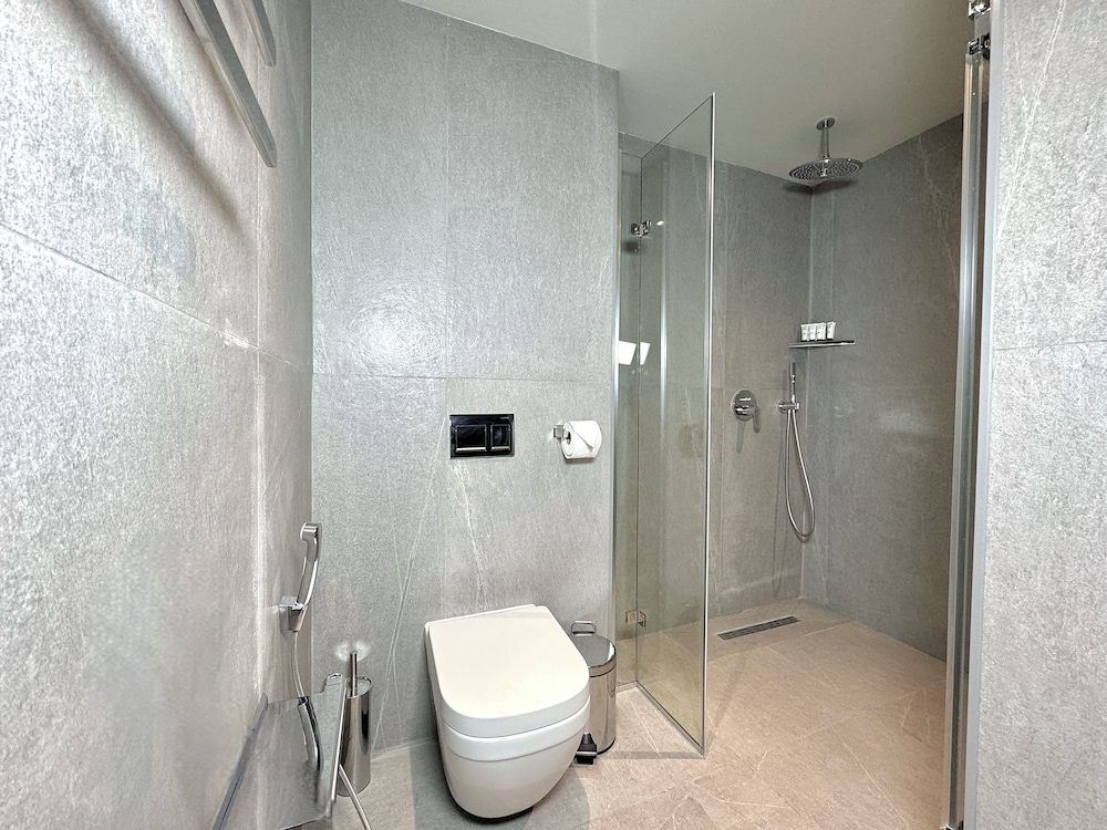 Tbilisi Edition Design Hotel 66/68