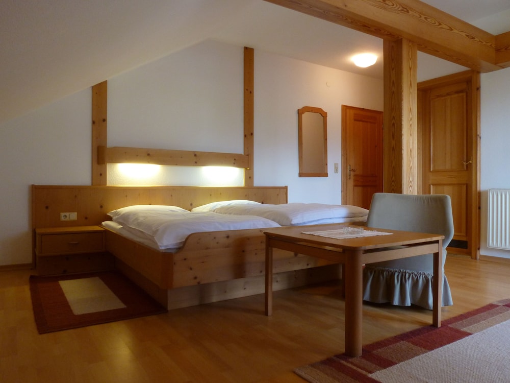 Hotel Votterl 12/36