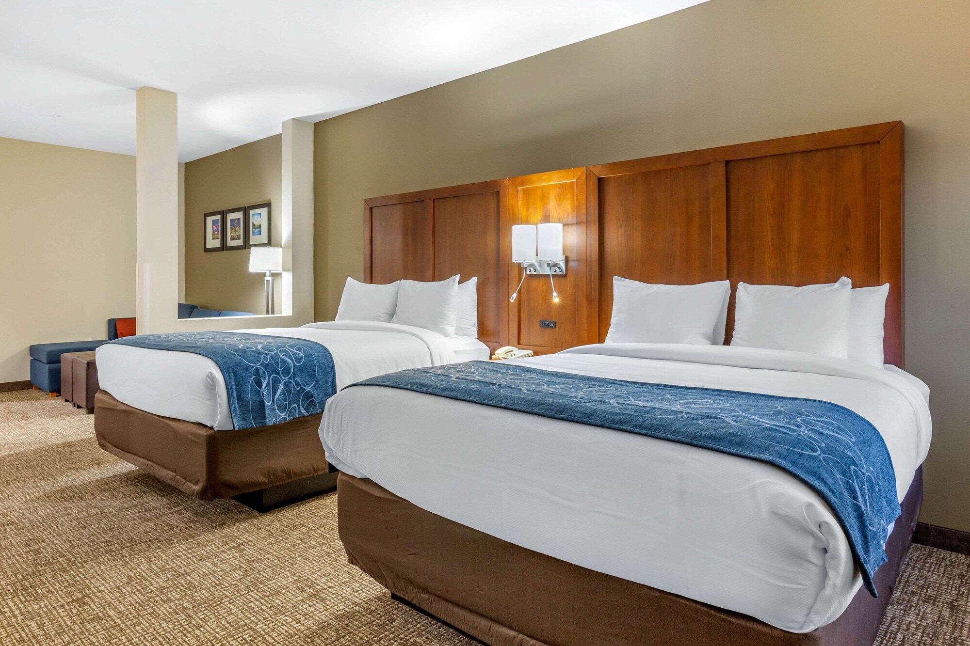 SUITE, 2 QUEEN BEDS