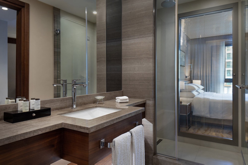 Sheraton Istanbul City Center 20/65