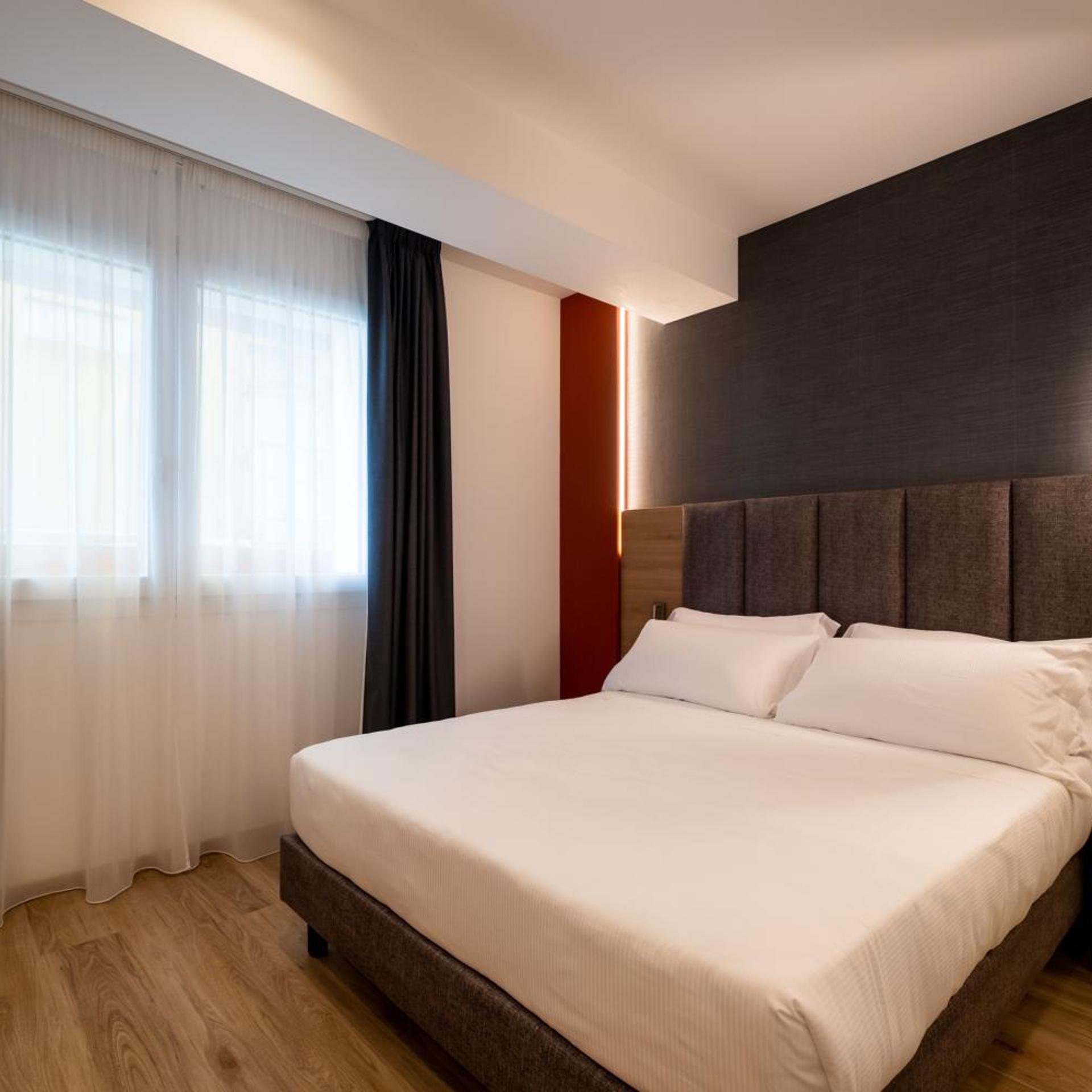 Plus, Classic, Double Bed