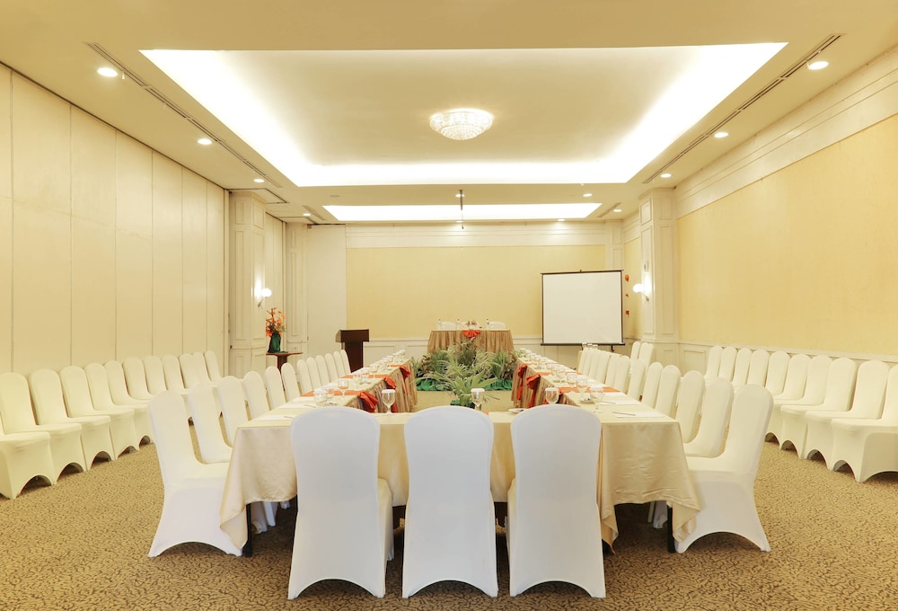 Grand Asmat Hotel and Convention Center 45/63