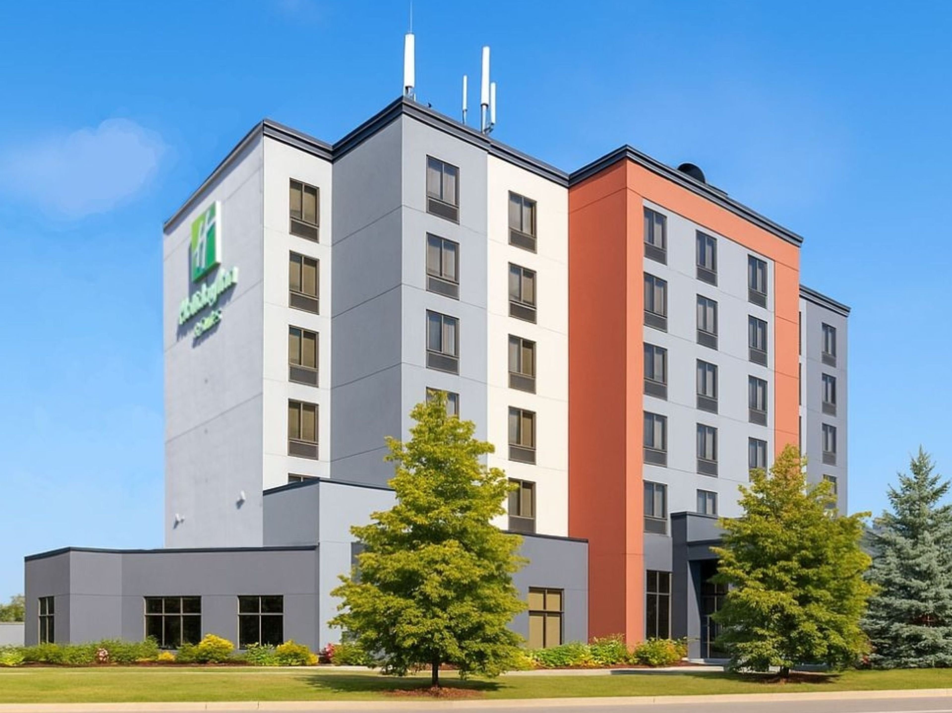 Holiday Inn And Suites Mississauga 2/39
