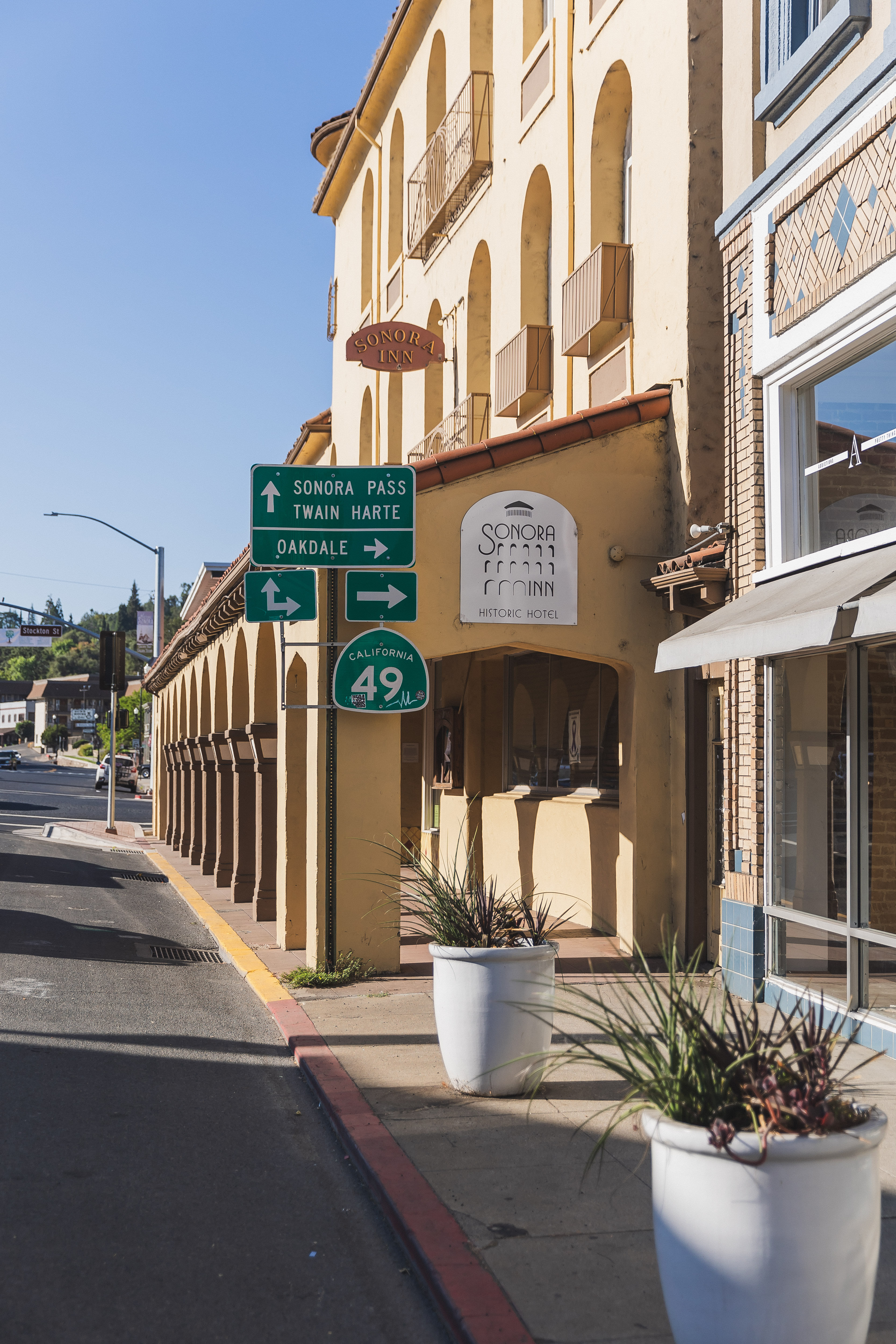 The Sonora Inn 46/50