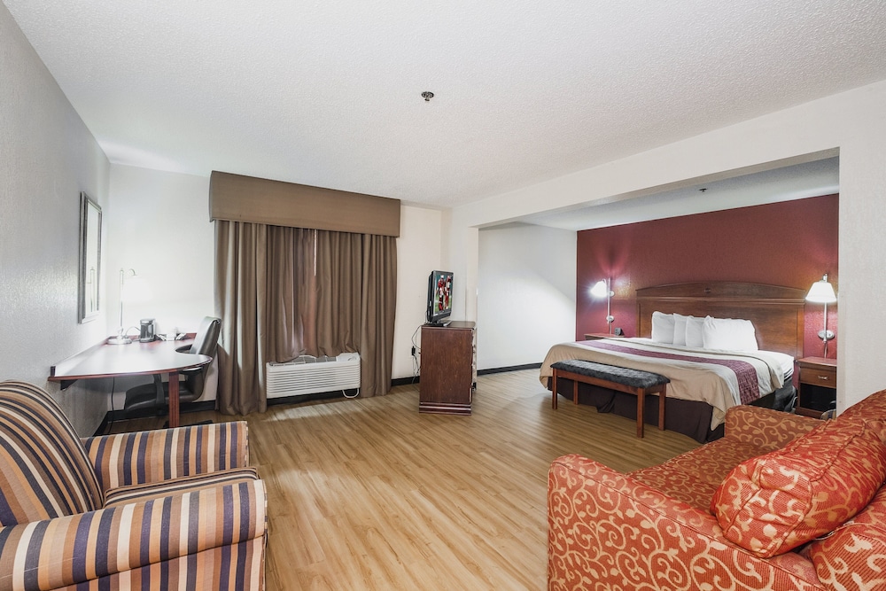 Wingate by Wyndham Augusta I-20 20/56