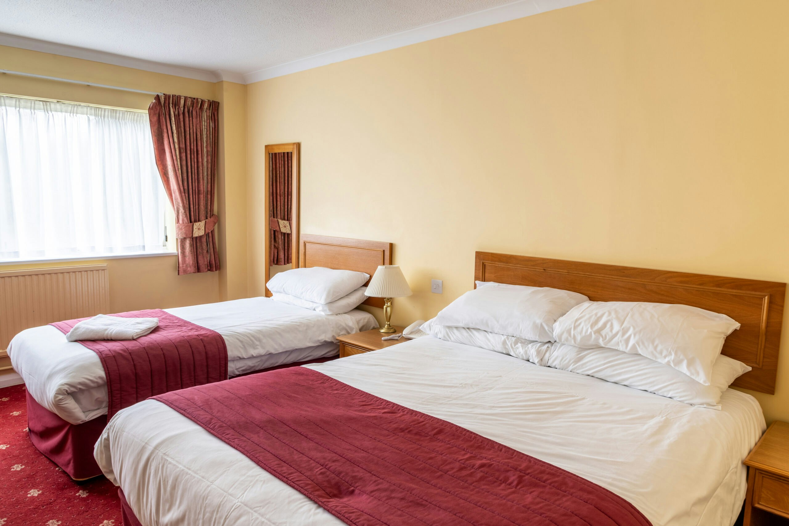 CBH The Tiverton Hotel 12/44