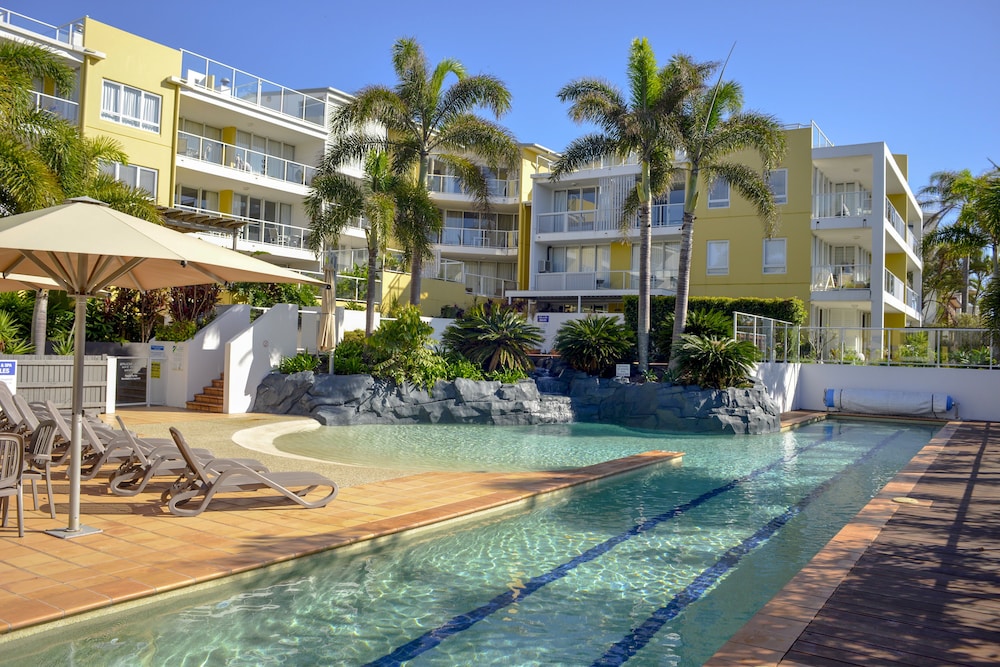 SEACHANGE COOLUM BEACH 72/76