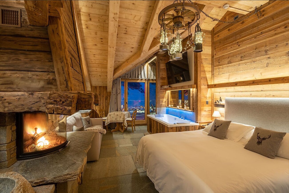 Park Chalet Village 15/50