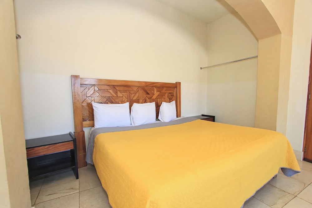 La Vista Hotel 10/50