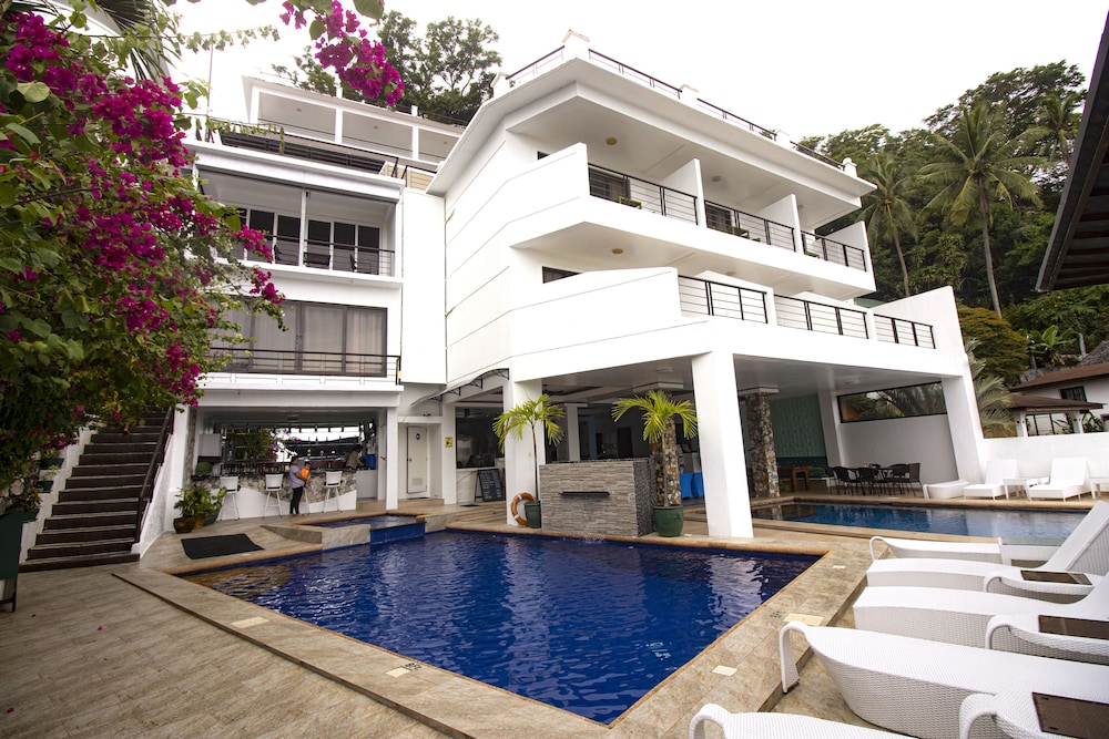 Manarra Seaview Resort 59/67