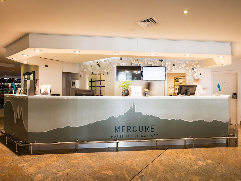 Mercure Marseille Centre Vieux Port 8/66