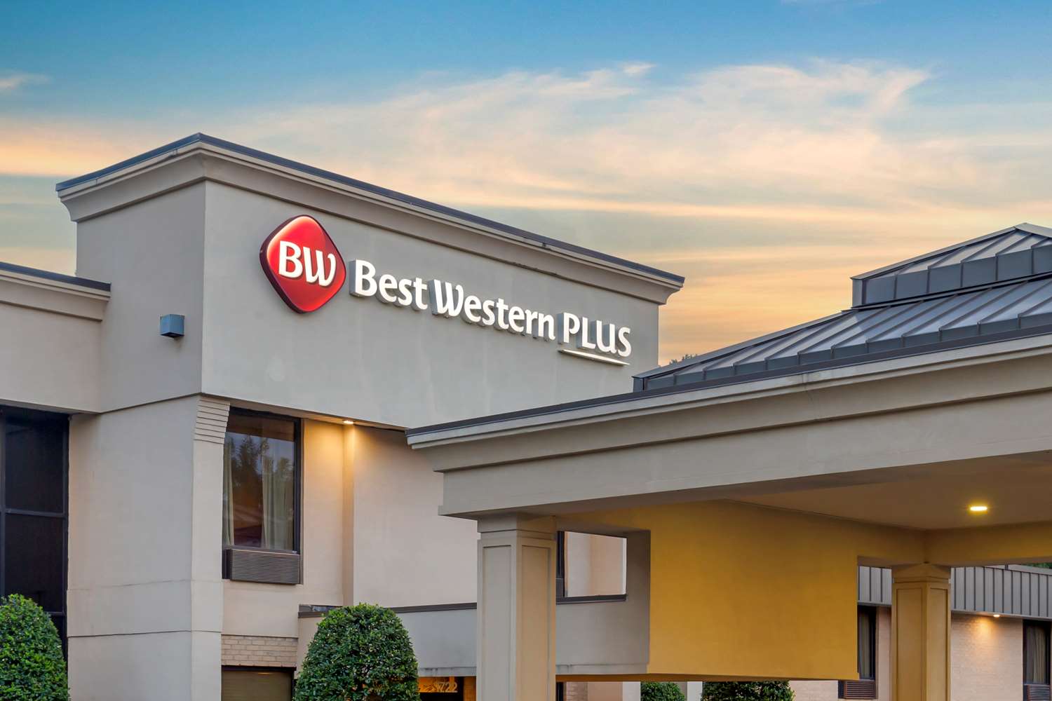 Best Western Plus Cary Inn - Nc State 1/24