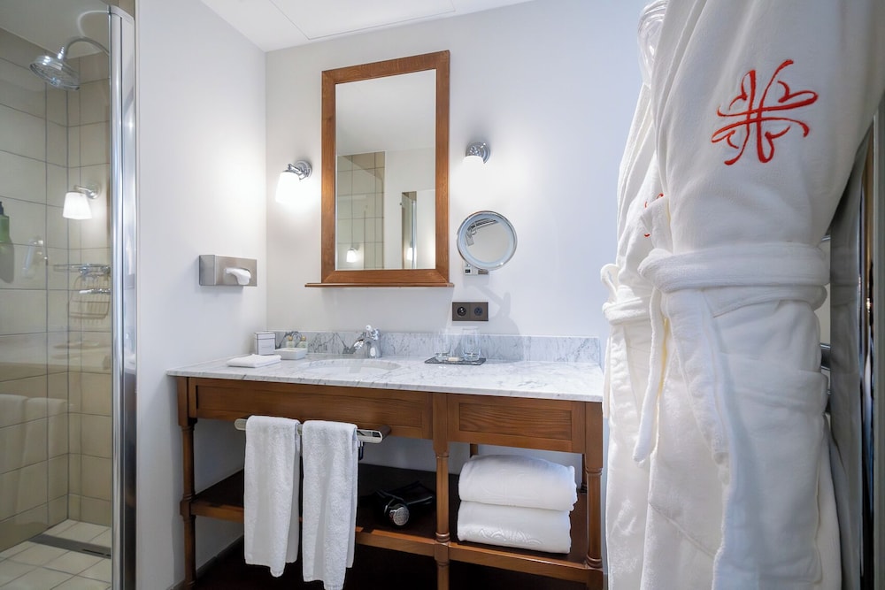 Hotel Le Bouclier D Or And Spa 40/41