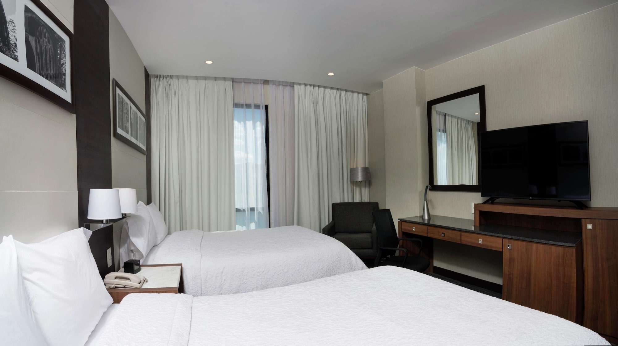 Room, Double Bed, City View