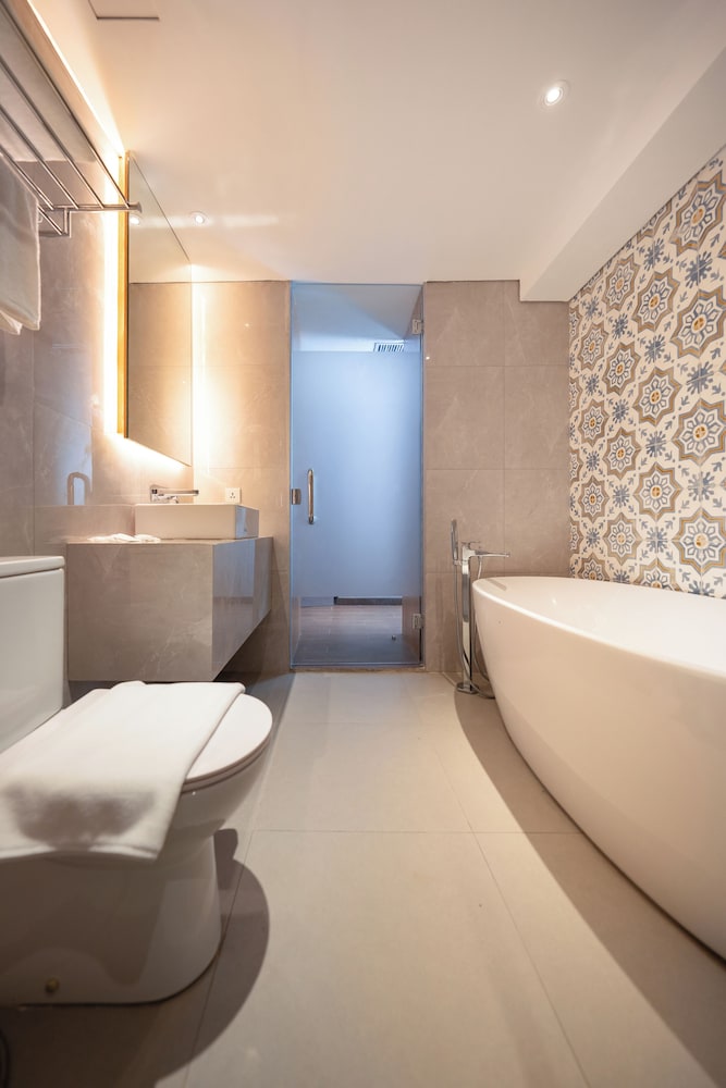 Myze Hotel Sumenep 13/22