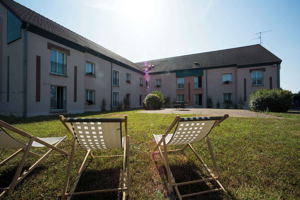 Brit Hotel Nogent Le Rotrou Hotel Du Perche 41/44