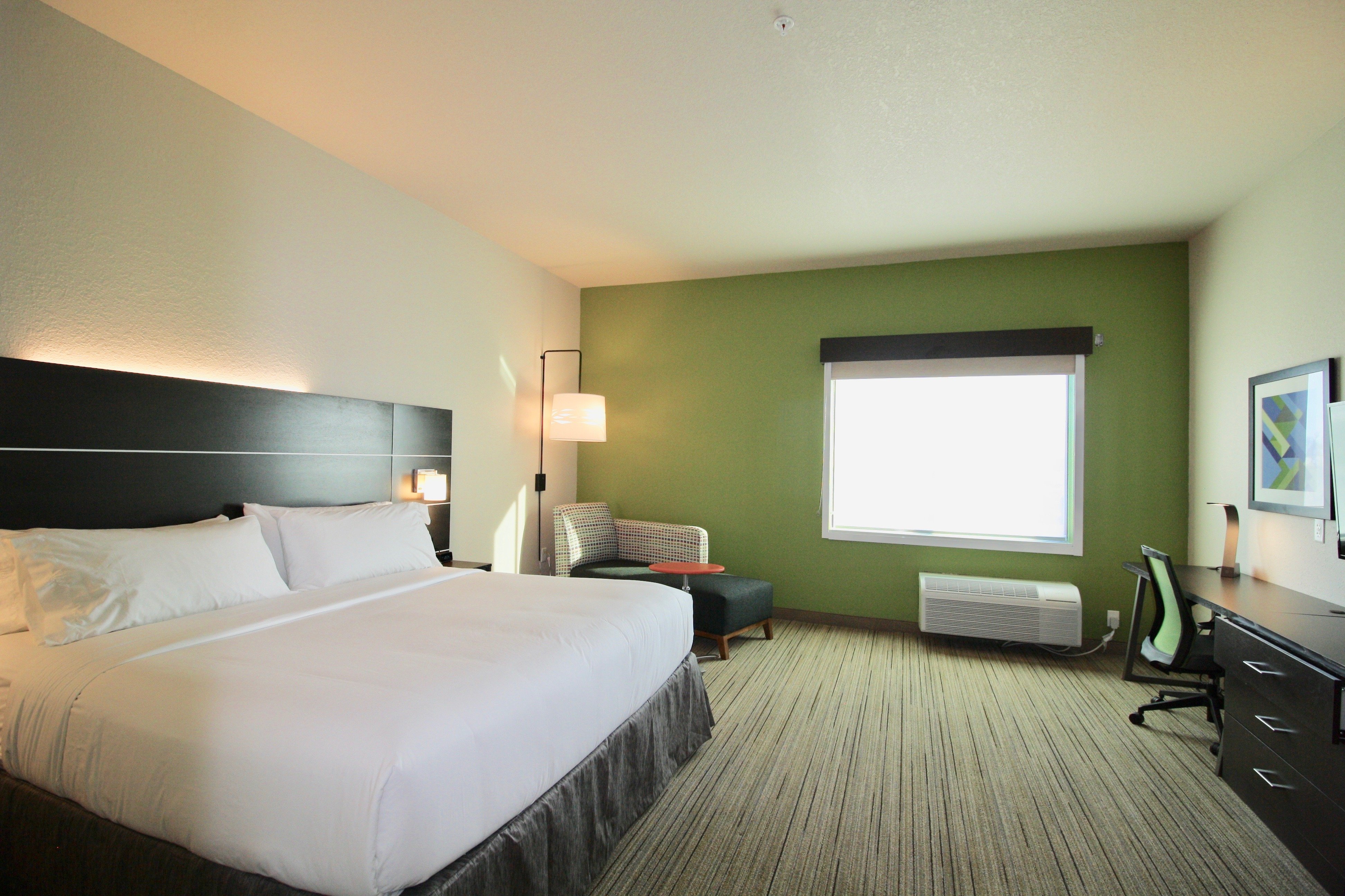 Leisure, King Bed