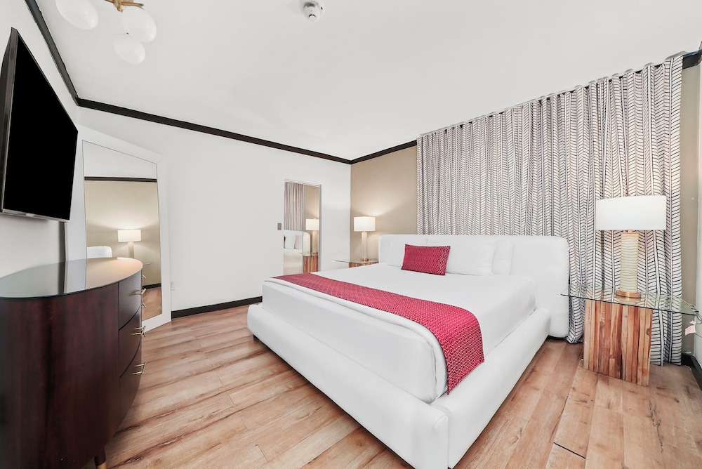 Metropole Suites South Beach 37/77