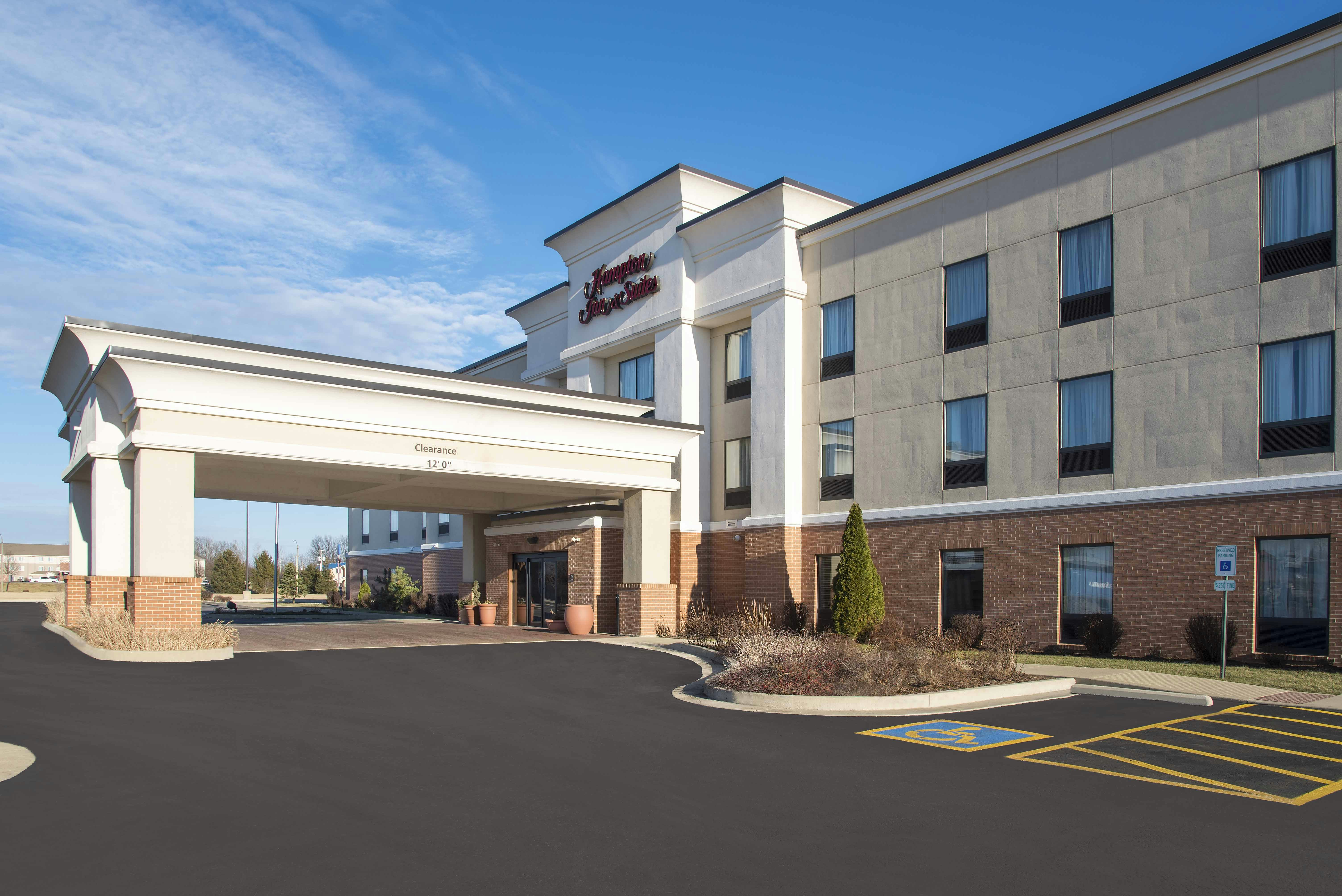 Hampton Inn & Suites Danville 42/42