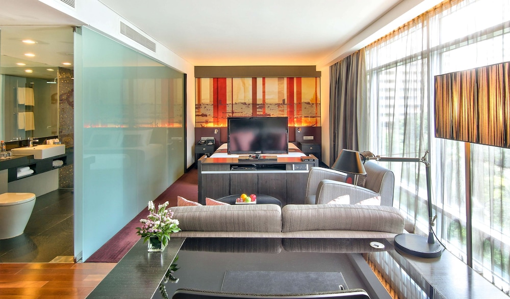PARK PLAZA BANGKOK(SOI 18) 37/75