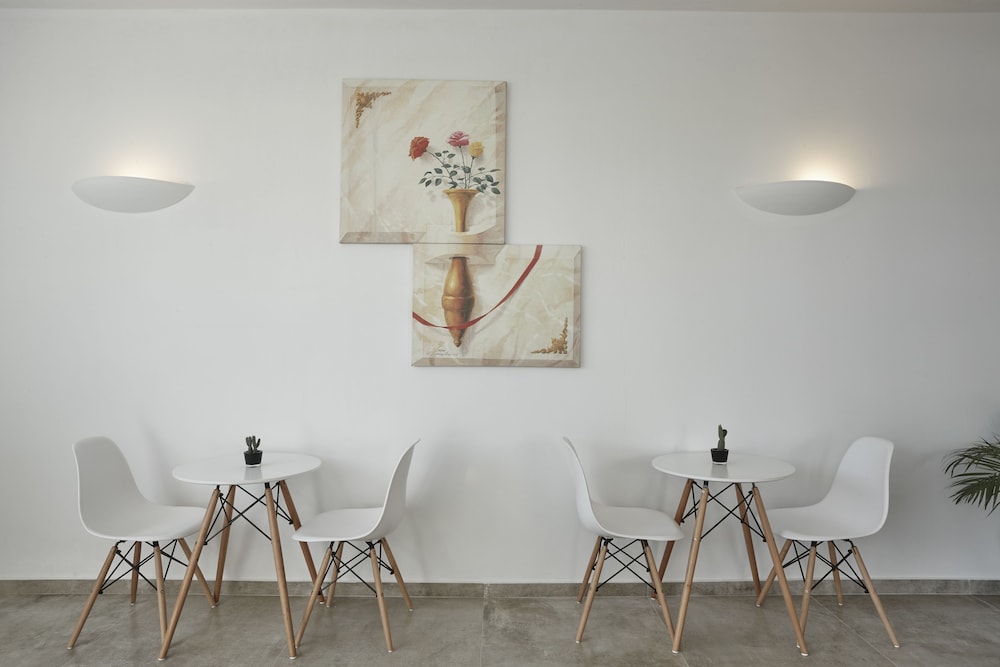 Aliter Suites 50/73