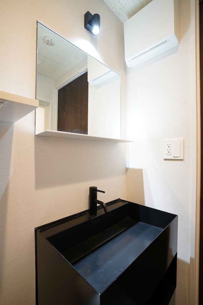 U-Hotel Takadanobaba 23/27