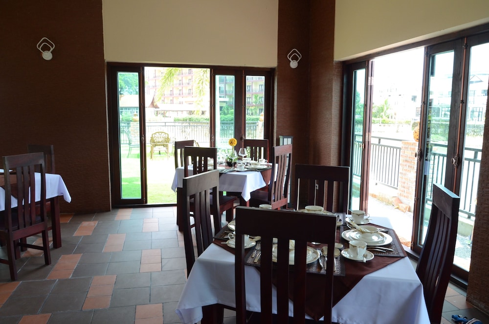 Saksiri Riverside Boutique Hotel 33/50