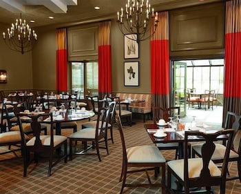 Ethan Allen Hotel 52/65