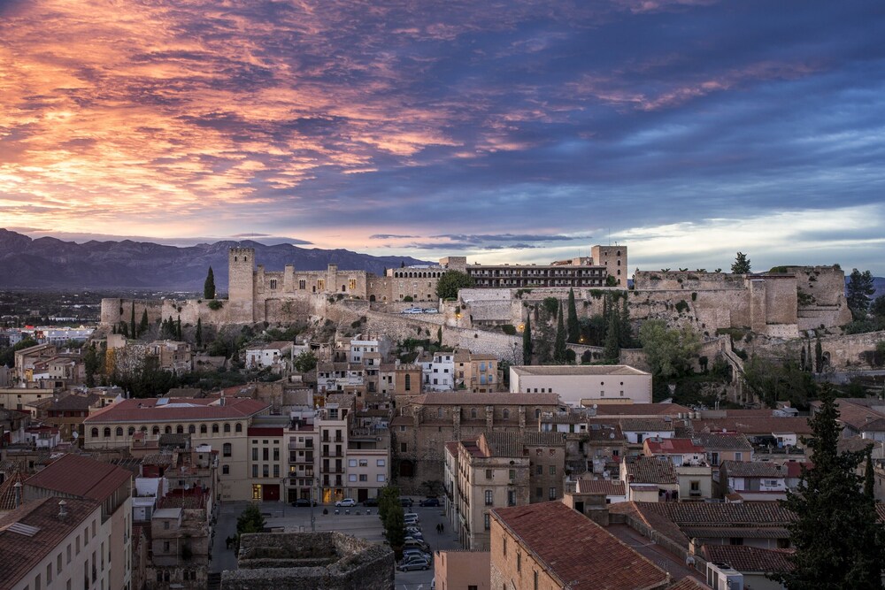Parador De Tortosa 58/65