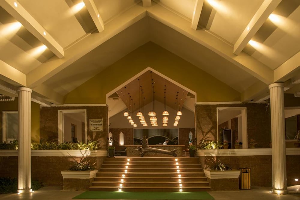 Lobby at Swosti Chilika Resort, Chatrapur