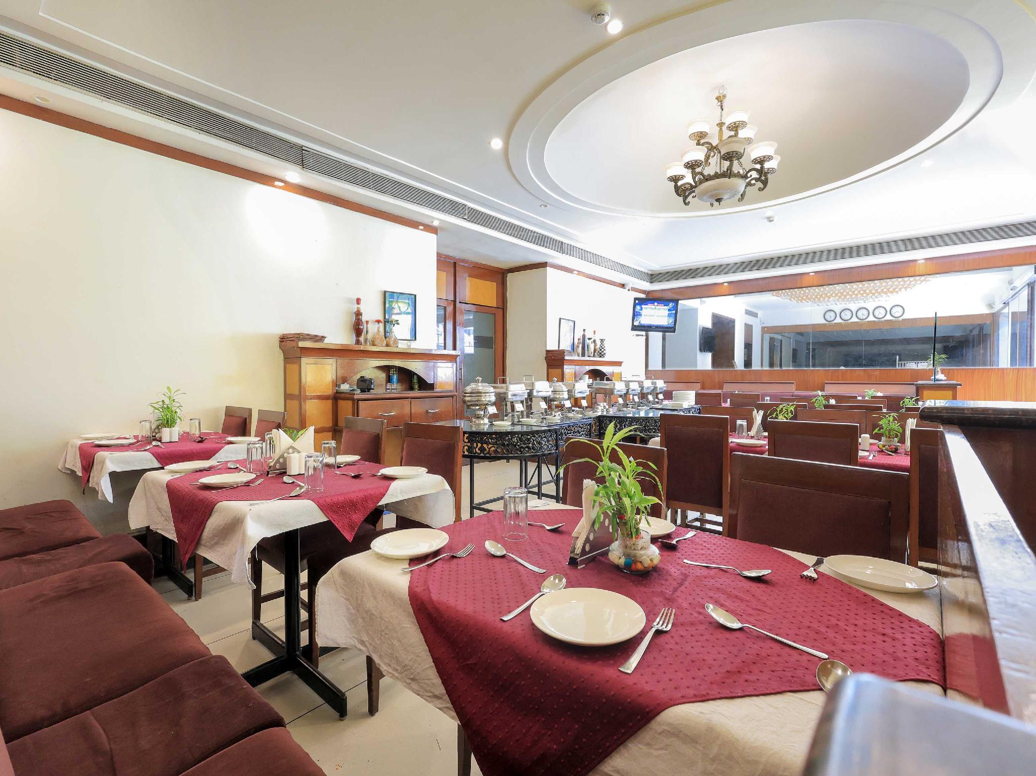 Oyo 9677 Hotel Surya 21/29