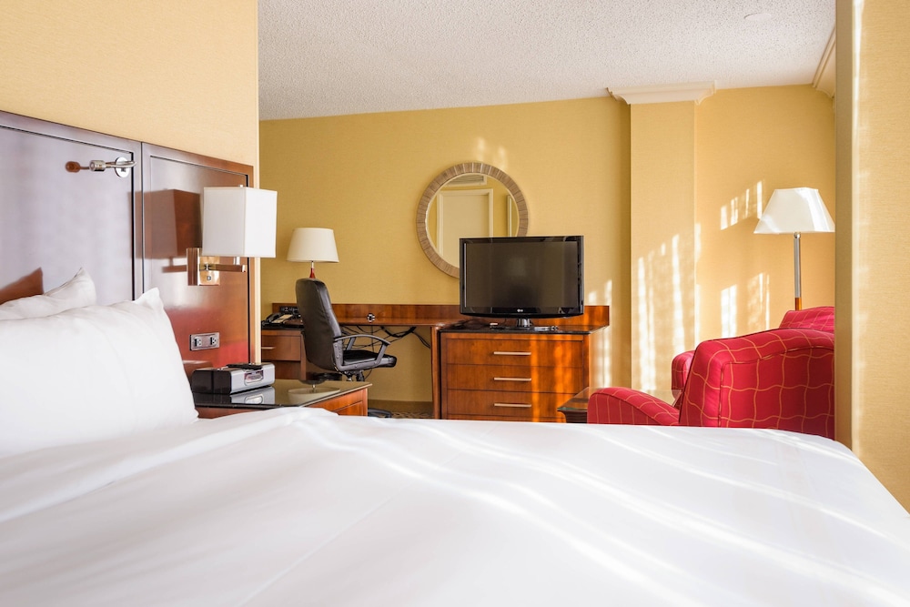 غرفة بسرير كينج لذوي الإعاقة، Houston Marriott Uptown by the Galleria 4/7